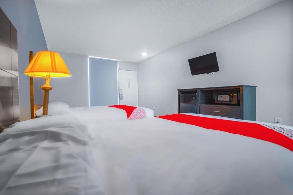Stateline Stayovers Extended Stay Hotel เท็กซาร์แคนา ภายนอก รูปภาพ